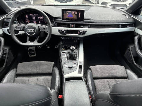 2017 Audi A4 2.0T quattro Premium Plus