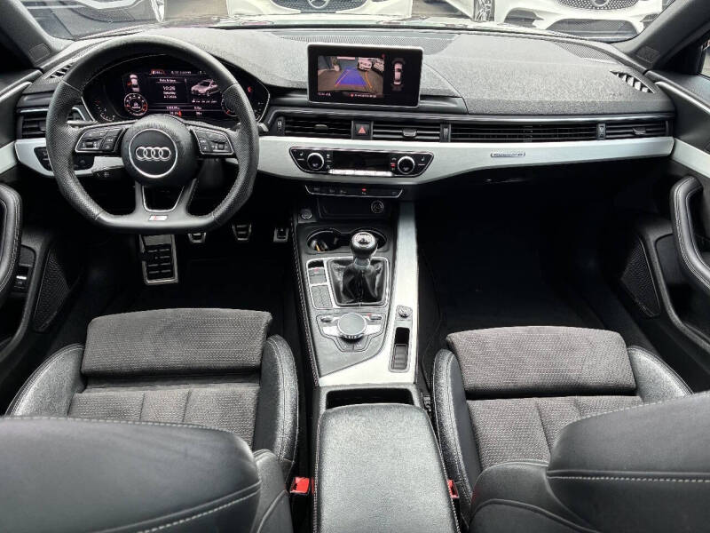 2017 Audi A4 2.0T quattro Premium Plus
