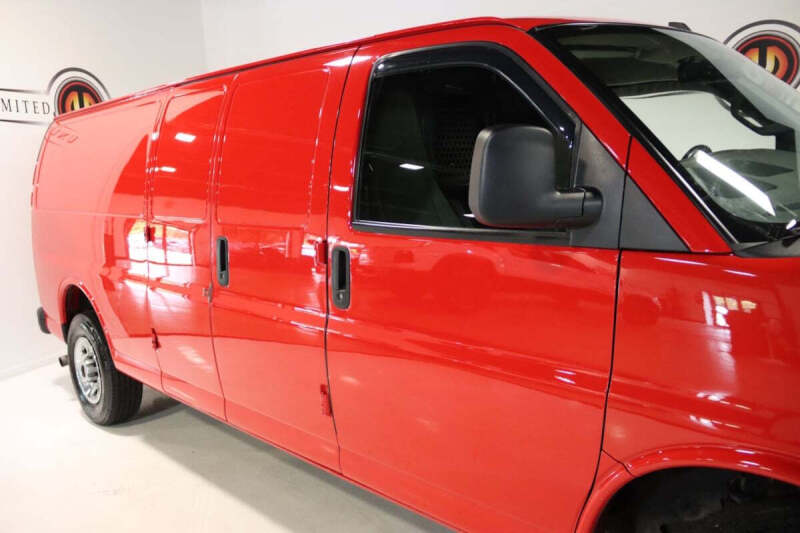 2023 GMC Savana 3500