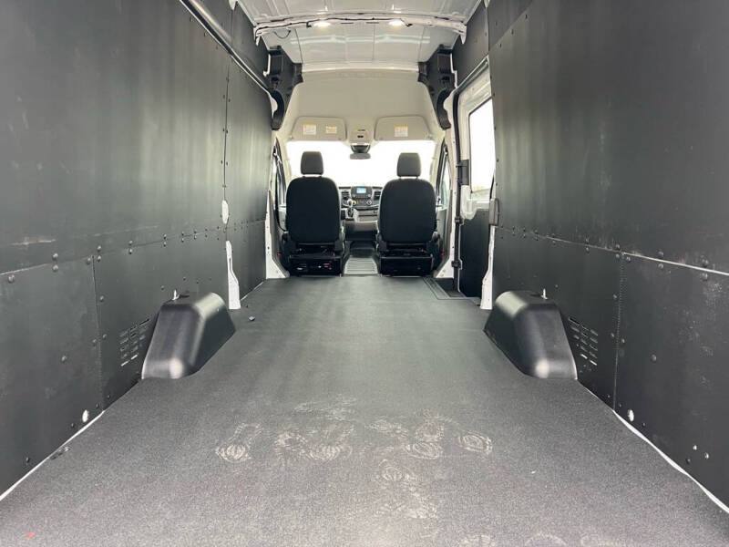 2023 Ford Transit 250