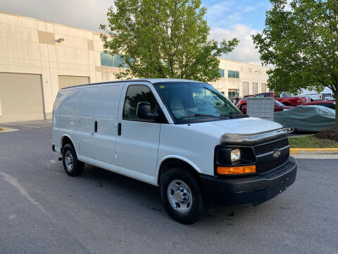 2013 Chevrolet Express Cargo for sale at Super Bee Auto in Chantilly VA