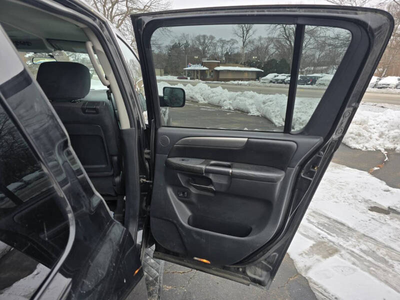 2011 Nissan Armada SV