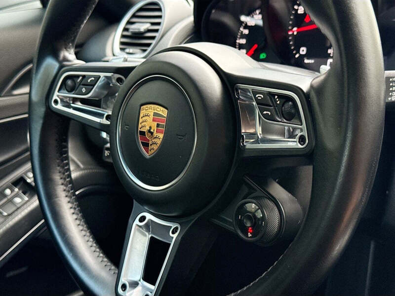 2019 Porsche 718 Cayman GTS