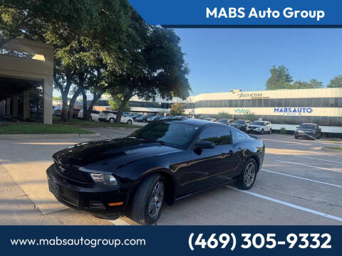 2012 Ford Mustang V6 Premium Photo