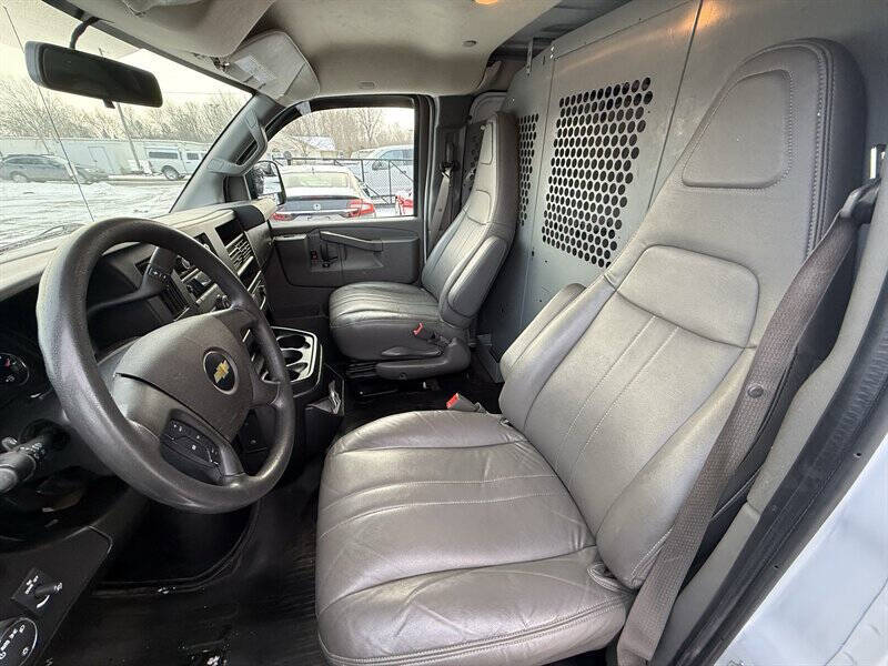2021 Chevrolet Express 2500