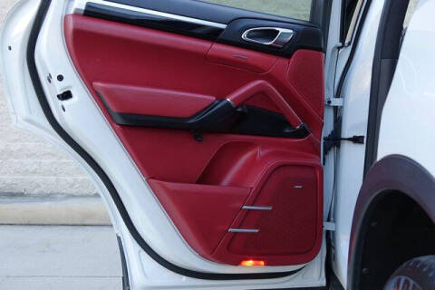 2016 Porsche Cayenne S