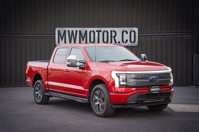 2022 Ford F-150 Lightning Lariat's photo