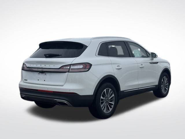 2022 Lincoln Nautilus Standard