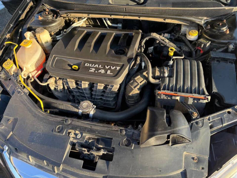 2013 Chrysler 200 Touring