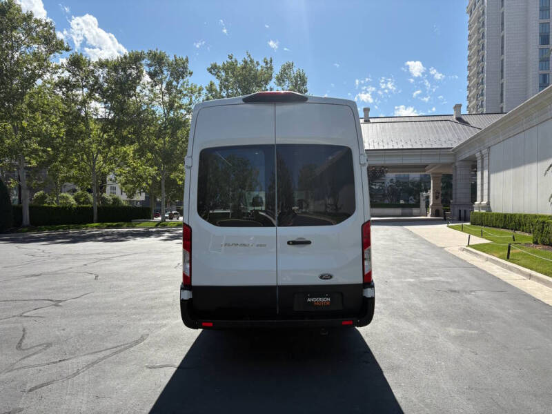 2023 Ford Transit 250