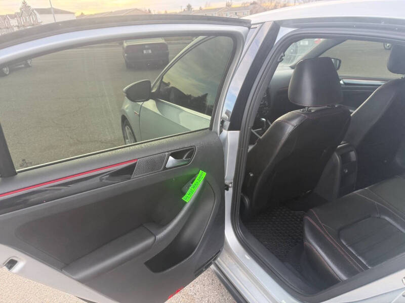 2016 Volkswagen Jetta 2.0T GLI SEL