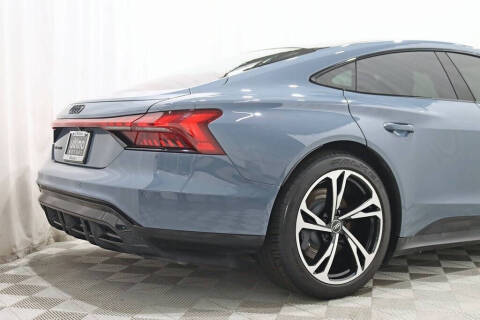 2022 Audi e-tron GT quattro Premium Plus