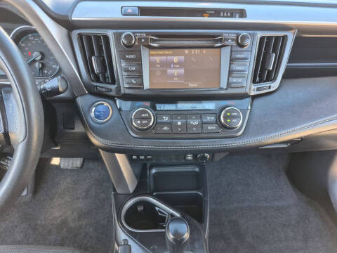 2018 Toyota RAV4 Hybrid LE