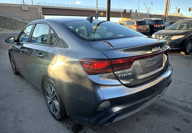 2022 Kia Forte LXS