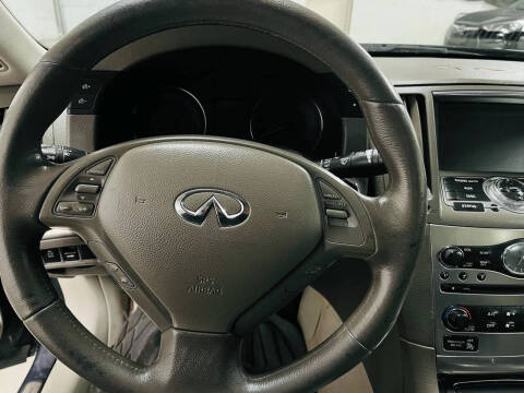 2011 Infiniti G25 Sedan x