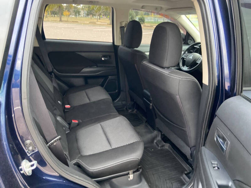 2017 Mitsubishi Outlander SE