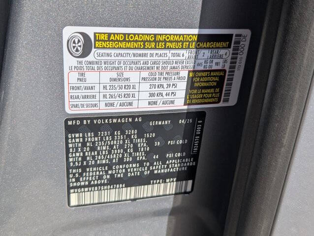 2025 Volkswagen ID. Buzz Pro S Plus