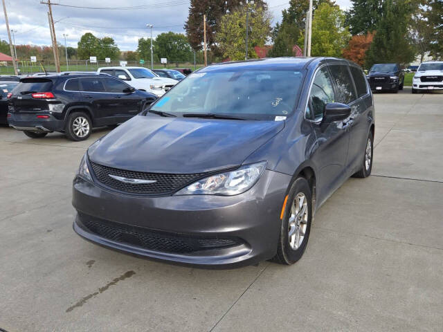 2022 Chrysler Voyager for sale at Dave Warren Used Car Super Center in Westfield, NY