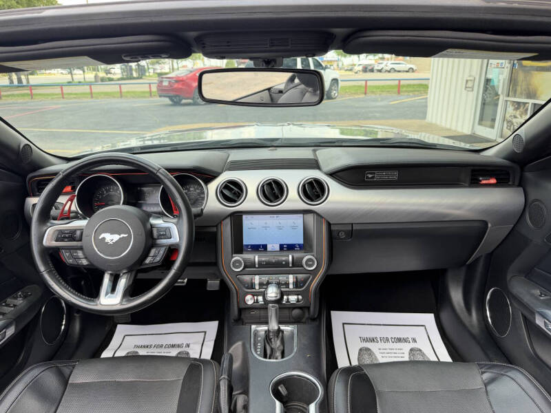 2020 Ford Mustang EcoBoost