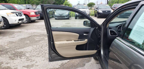 2013 Chrysler 200 Touring