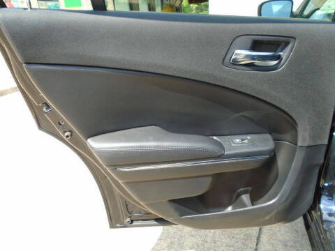 2013 Dodge Charger SE