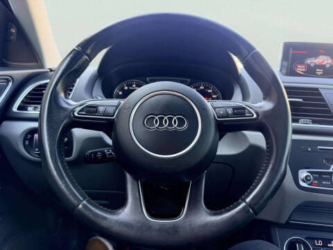 2016 Audi Q3 2.0T quattro Premium Plus