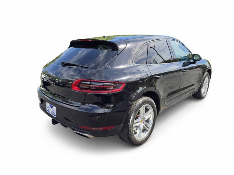 2017 Porsche Macan