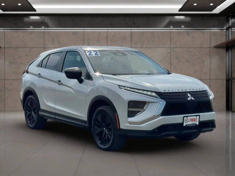 2022 Mitsubishi Eclipse Cross LE