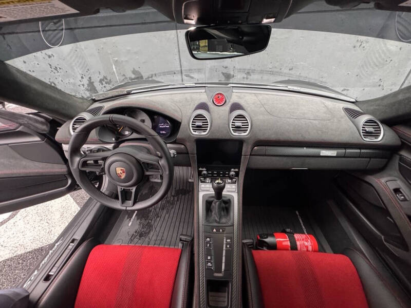 2025 Porsche 718 Boxster Spyder RS