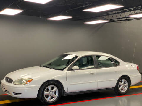 2004 Ford Taurus for sale at AutoNet of Dallas in Dallas TX