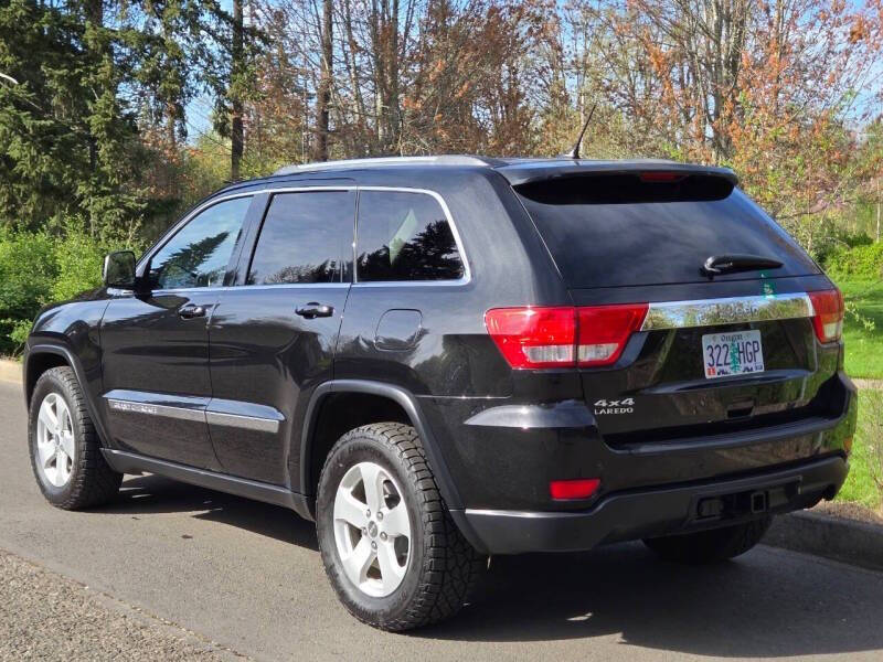 2012 Jeep Grand Cherokee Laredo 4WD's photo