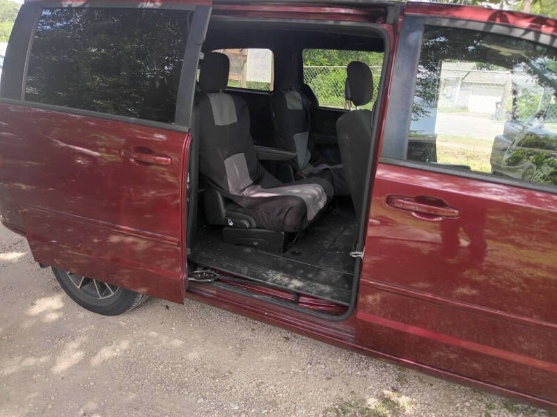 2016 Dodge Grand Caravan SE Plus - Photo 11