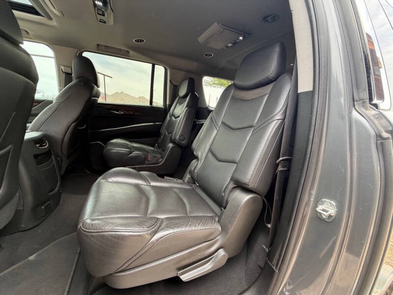2019 Cadillac Escalade ESV Luxury