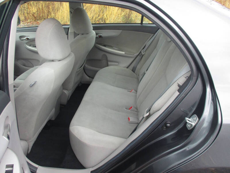 2012 Toyota Corolla LE