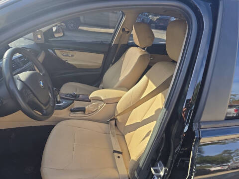 2018 BMW 3 Series 320i