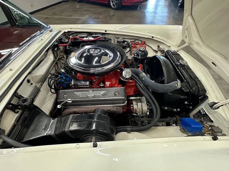 1957 Ford Thunderbird
