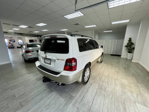 2005 Toyota Highlander Limited