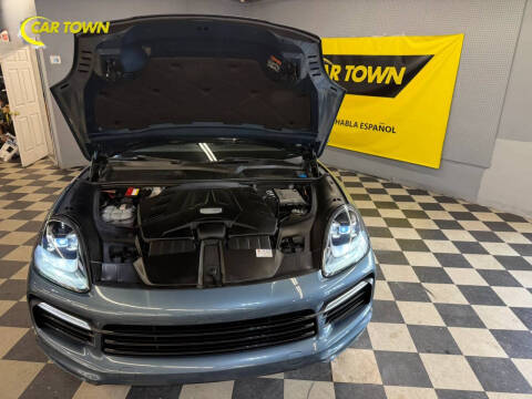 2019 Porsche Cayenne S