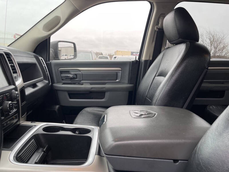 2016 RAM 1500 Big Horn