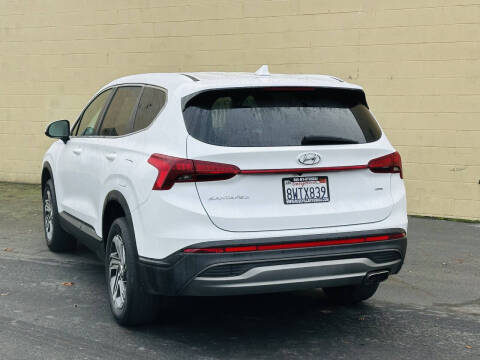 2021 Hyundai Santa Fe SE