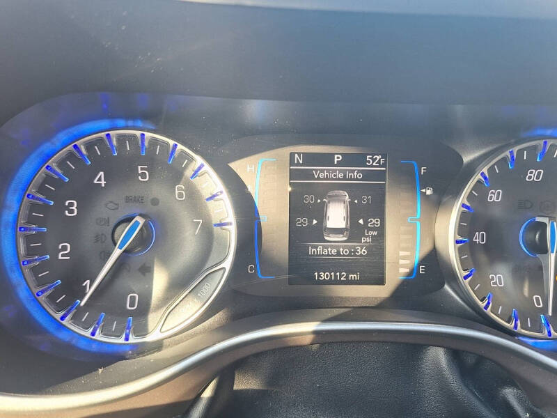 2020 Chrysler Voyager LXi