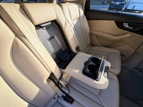 2019 Audi Q7 quattro Prestige 55 TFSI