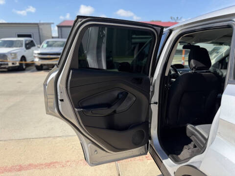 2019 Ford Escape S