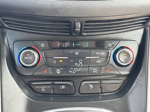 2017 Ford C-MAX Energi SE