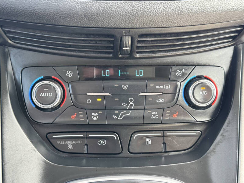 2017 Ford C-MAX Energi SE