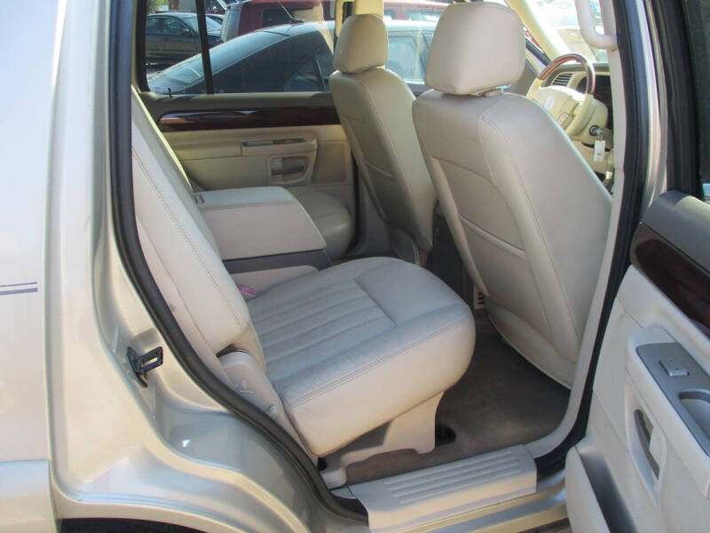 2004 Lincoln Aviator Luxury