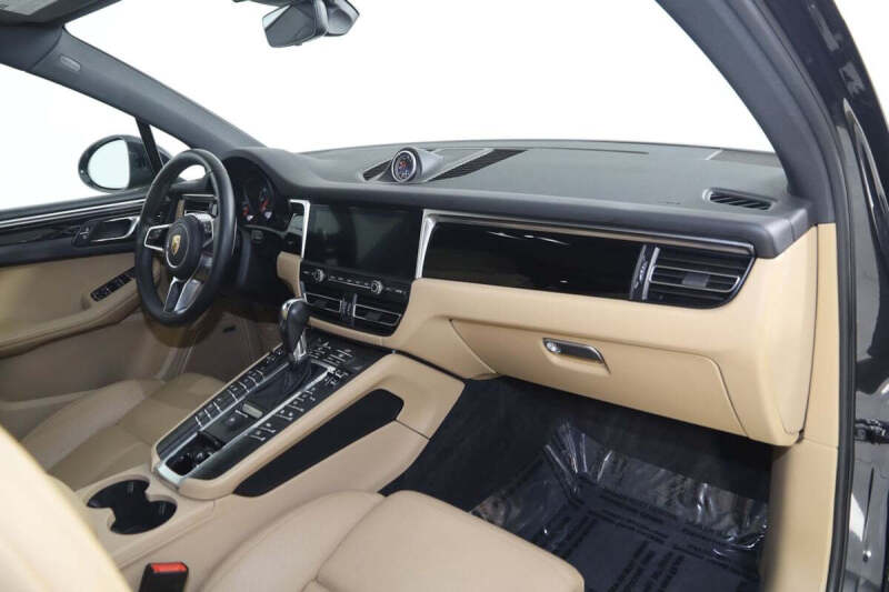 2019 Porsche Macan