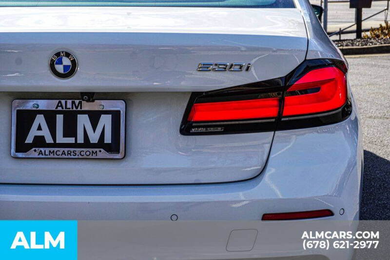 2022 BMW 5 Series 530i