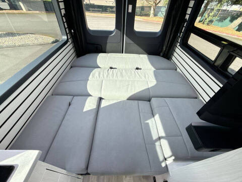 2025 Mercedes-Benz Sprinter