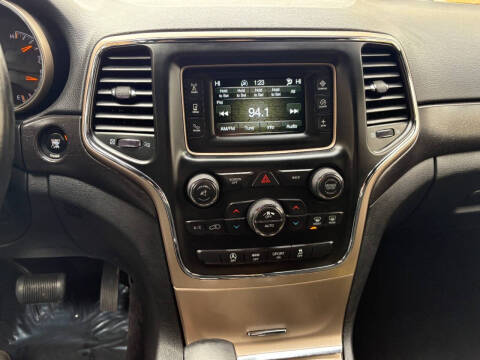 2016 Jeep Grand Cherokee Laredo